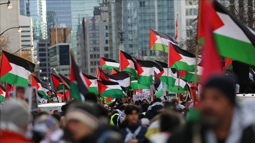 حماس تدعو إلى حراك عالمي الأحد ضد التجويع الإسرائيلي بغزة (الأناضول)