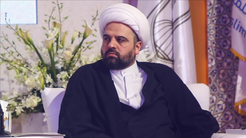 مفتي شيعة لبنان يحذر من (مواقف تخدم إسرائيل) وتغامر بالسلم الأهلي (الأناضول)