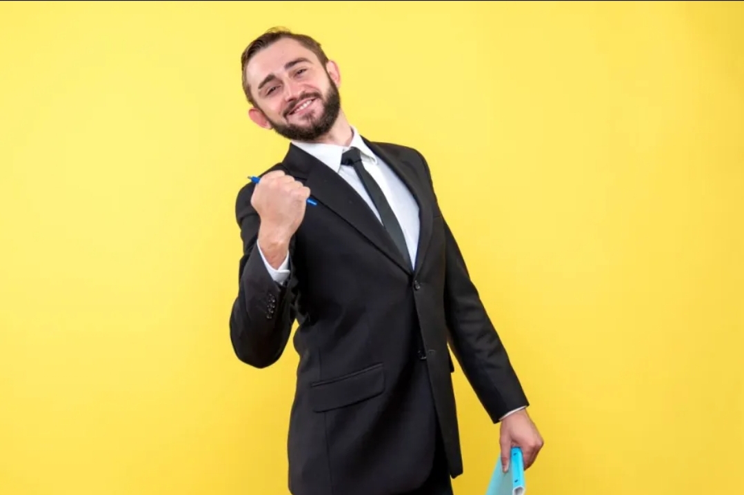 هل يمكن أن تكون ناجحاً بدون شهادة جامعية؟ (سيدتي)