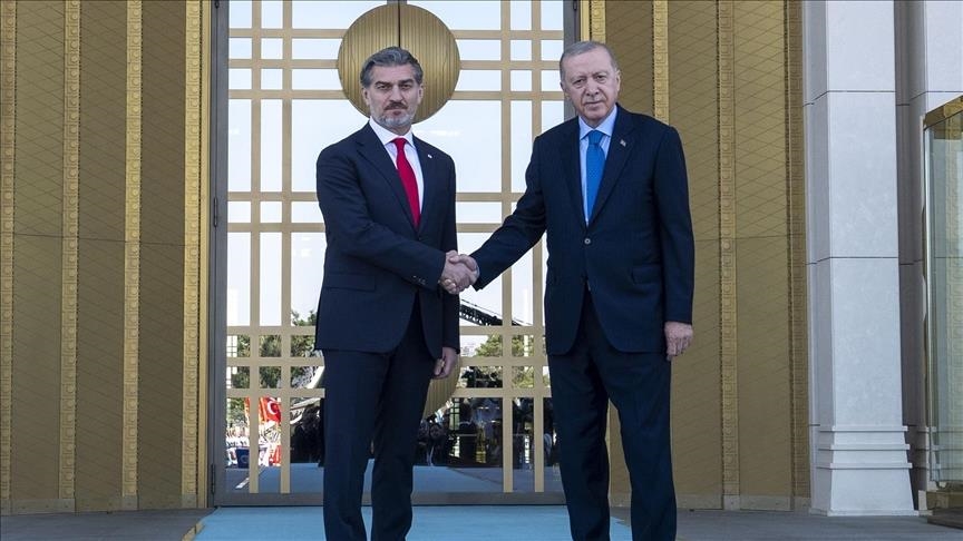 الرئيس أردوغان يستقبل نظيره الجورجي بمراسم رسمية (الأناضول)