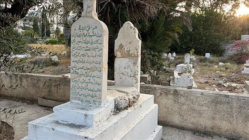 إسرائيل.. بن غفير يطالب بهدم قبر عز الدين القسام في حيفا (الأناضول)