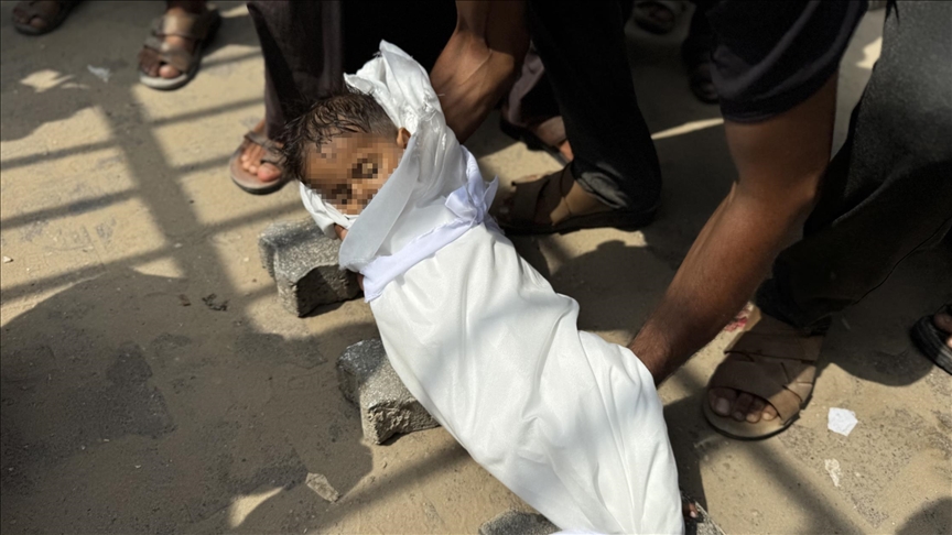 صحة غزة: 239 شهيدا بينهم 106 أطفال ضحايا التجويع الإسرائيلي (الأناضول)