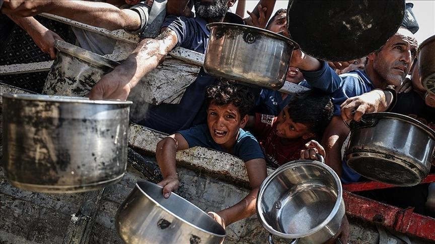 تقرير دولي يعلن تفشي المجاعة بمحافظة غزة ويحذر من تمددها (الأناضول)