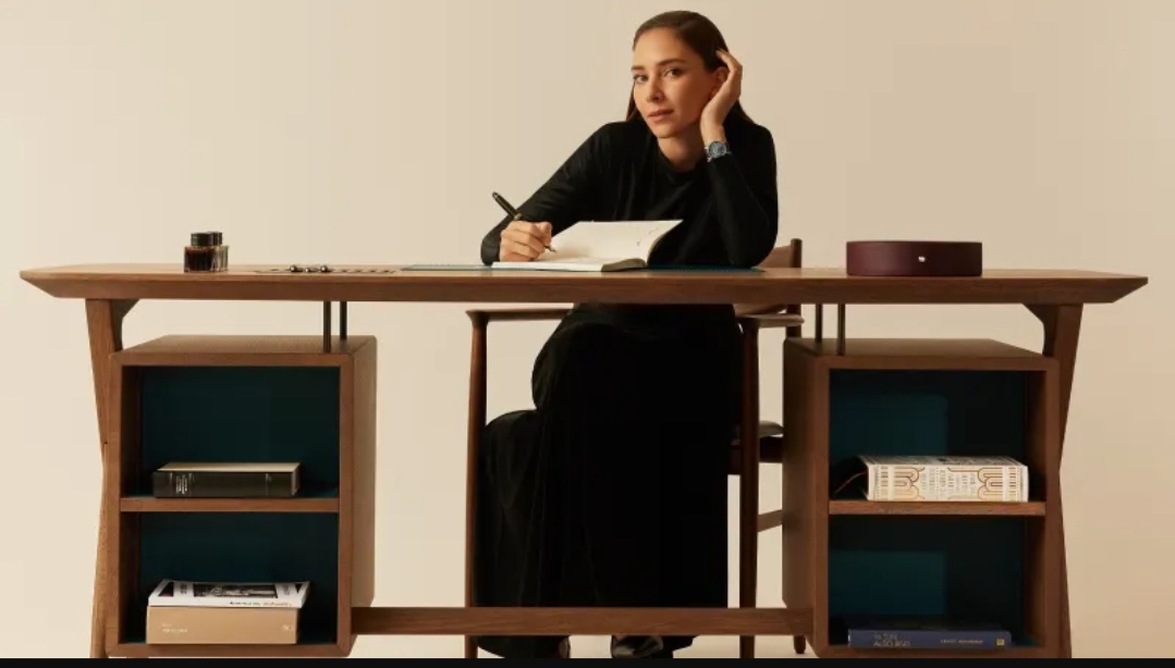 فاطمة البنوي سفيرة إقليمية لـMontblanc في الشرق الأوسط والهند وإفريقيا (الرجل)