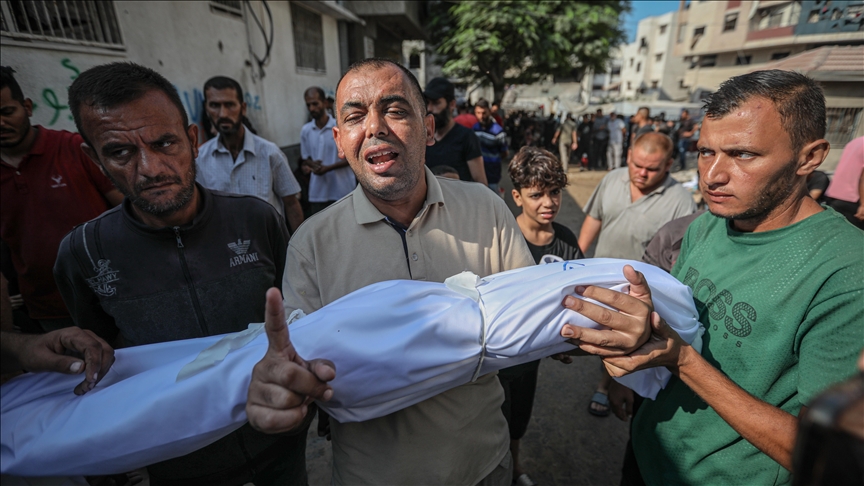 إسرائيل تقتل 31 فلسطينيا في قصف وإطلاق نار بغزة السبت (الأناضول)