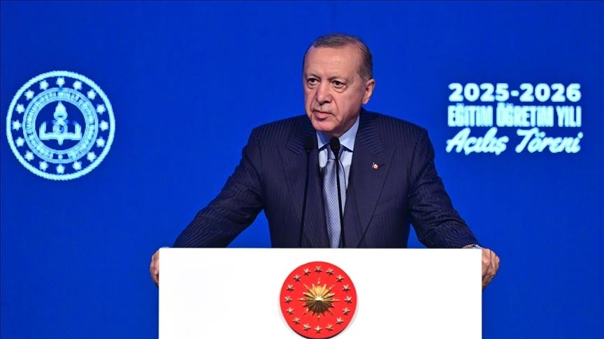 أردوغان يستذكر طلاب ومعلمي غزة ضحايا الإبادة الإسرائيلية (الأناضول)