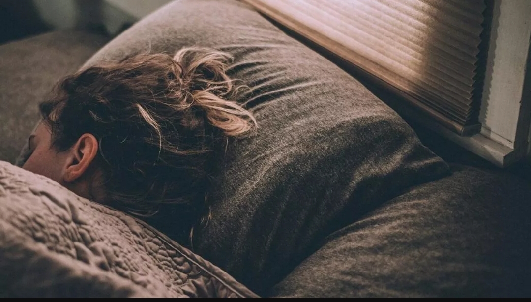 دراسة توضح أسباب الوفاة أثناء النوم (أونسبلاش)