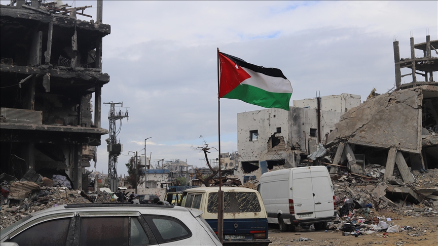 حماس في ردها على خطة ترامب: مستقبل غزة وحقوق الشعب تُناقش بإطار فلسطيني (الأناضول)