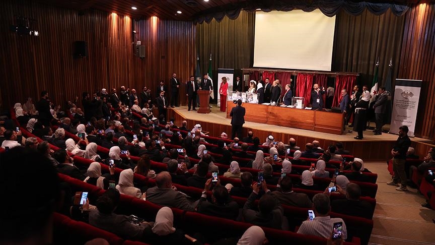 أشار نجمة إلى أن "التأخير الذي حصل في فرز الأصوات بدمشق هو مسألة إيجابية، وحرصنا على عدم المحاصصة" (الاناضول)