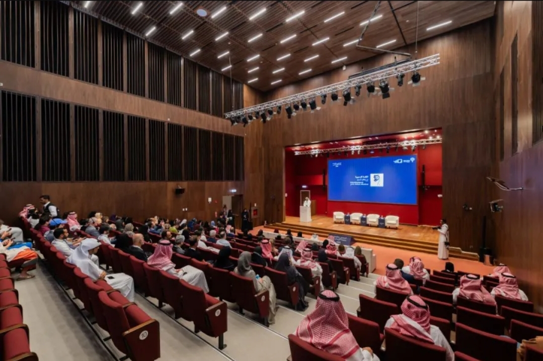 المنتدى منصةً يجتمع فيها نخبة من الخبراء الثقافيين، والقيمين على الفنون، والأكاديميين، والفنانين من مختلف دول العالم - الصورة من المركز الإعلامي لمعهد مسك للفنون