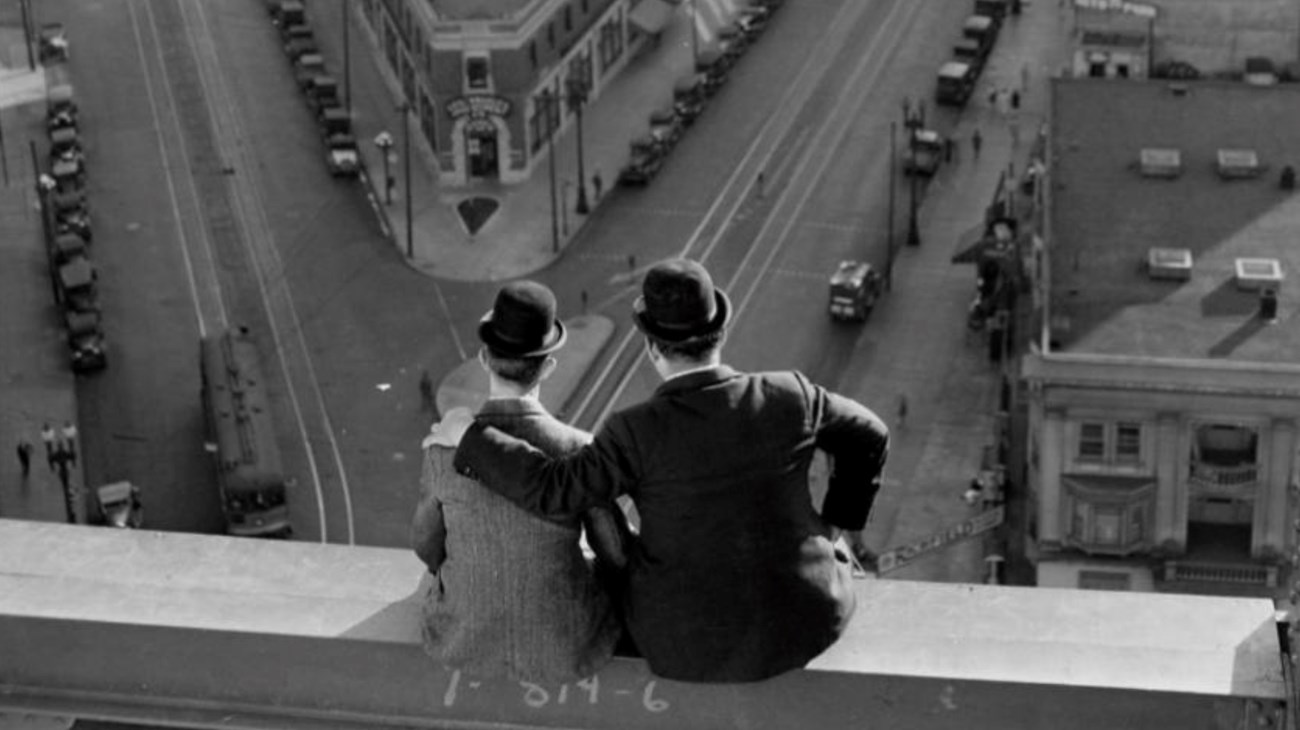 (كنوز البحر الأحمر).. أفلام عالمية مُرَمَّمة أبرزها فيلمان لأم كلثوم (زهرة الخليج)