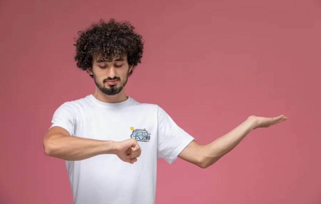 كيف تعرّف نفسك في العمل؟ 5 خطوات تترك انطباعاً قوياً (سيدتي)