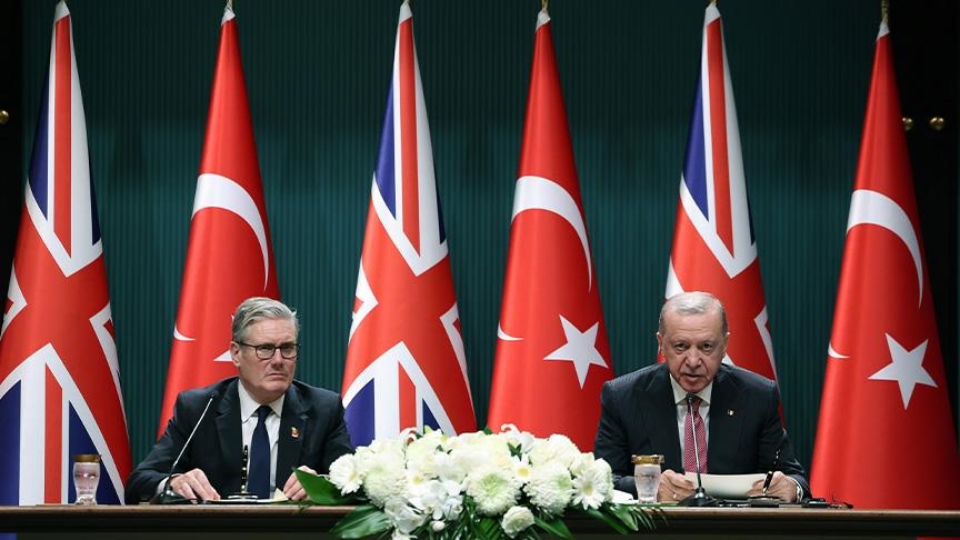 أردوغان: اتفاقية (يوروفايتر) مع بريطانيا تعزز العلاقات الاستراتيجية (الأناضول)