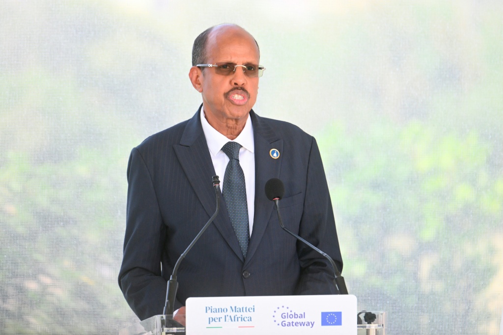 رئيس مفوضية الاتحاد الإفريقي محمود علي يوسف في روما بتاريخ 20 حزيران/يونيو 2025 (ا ف ب)