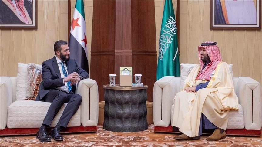 الرئيس السوري يبحث مع ولي العهد السعودي التعاون بين البلدين (الأناضول)