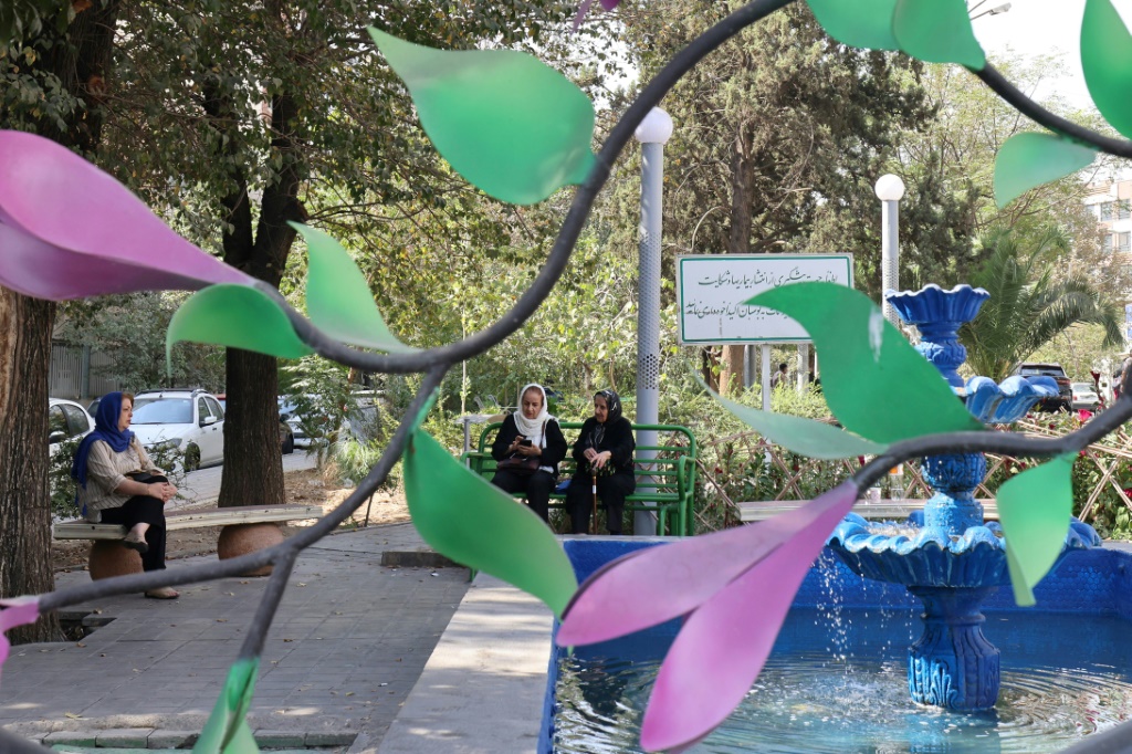 لقطة من أحد متنزهات طهران في 13 تشرين الأول/أكتوبر 2025 (ا ف ب)