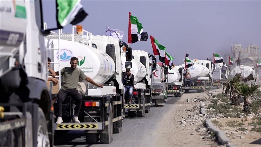 7.2 آلاف طن من المساعدات الإماراتية تصل مصر لنقلها إلى غزة (الأناضول)