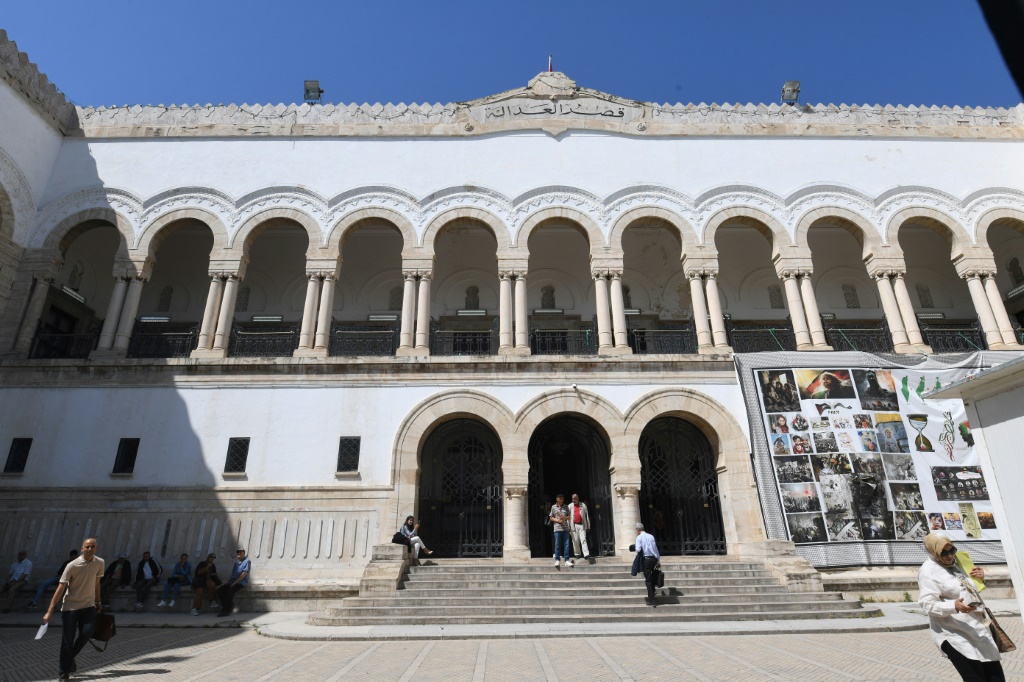 مقر المحكمة الابتدائية بالعاصمة تونس في 13ايار/مايو 2024. (ا ف ب)
