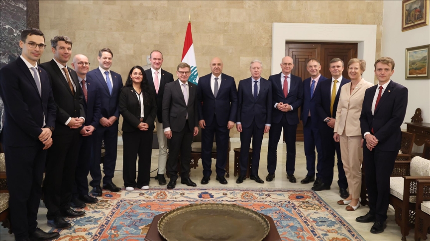 وزير خارجية ألمانيا: حصر السلاح بيد الدولة شرط لاستقرار لبنان (الأناضول)