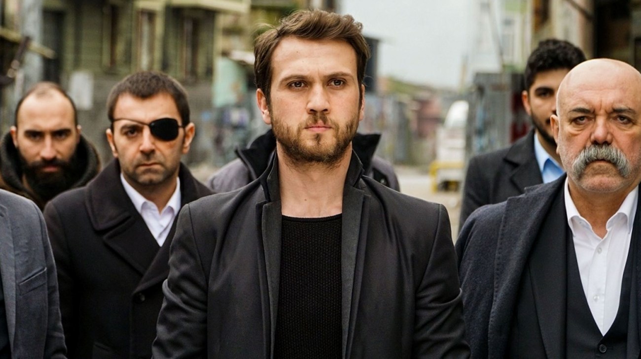 أراس بولوت.. مهندس الطيران الذي حلق في سماء النجومية (زهرة الخليج)