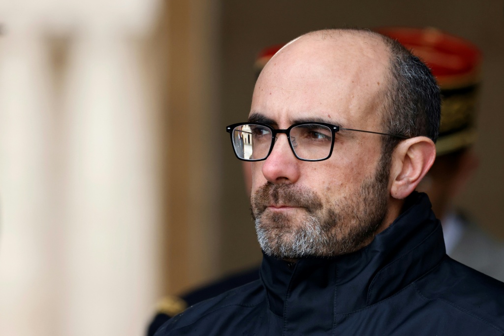 رئيس جهاز الاستخبارات الخارجية الفرنسي نيكولا ليرنر (ا ف ب)