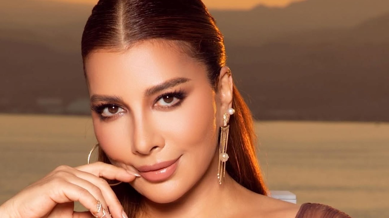 أصالة نصري تفتتح بصوتها (ليالي الوثبة) الجماهيرية.. في (مهرجان الشيخ زايد) (زهرة الخليج)