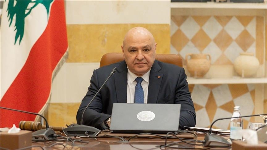 عون يوجه برفع شكوى لمجلس الأمن ضد إسرائيل لبنائها جدارا داخل لبنان (الأناضول)