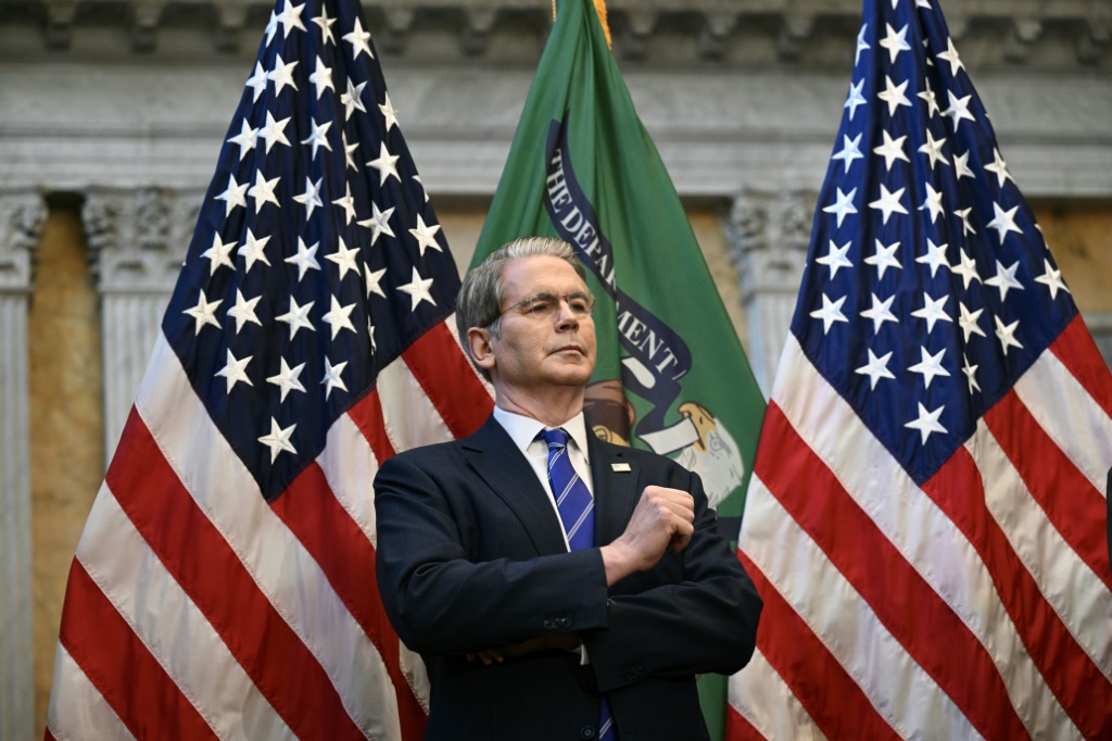 أرشيفية لوزير الخزانة الأميركي سكوت بيسينت في واشنطن في 15 تشرين الأول/أكتوبر 2025 (ا ف ب)