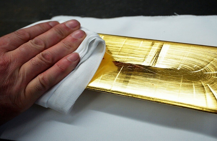 فرنسي يعثر على سبائك ذهبية في حديقة منزله (سبوتنيك)