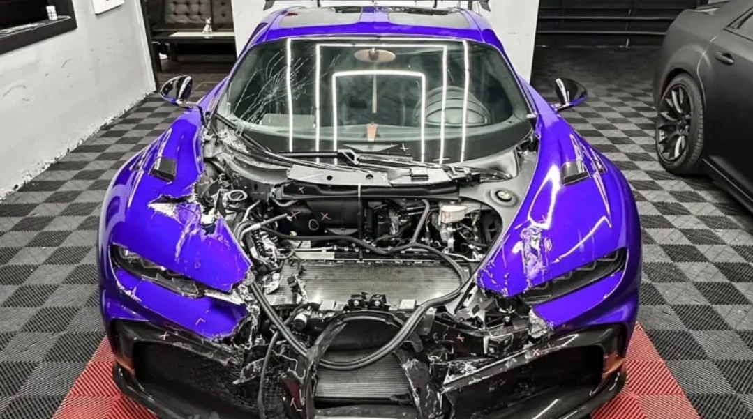 رئيس بوغاتي يتدخل لإنقاذ شيرون بـ4 ملايين دولار.. ما القصة؟ (الرجل)