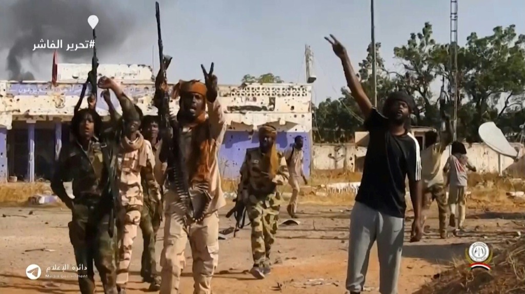 أشارت المصادر العسكرية السودانية إلى أن "هذه الهجمات أوقعت خسائر كبيرة في الأرواح ودمرت عددا من المركبات القتالية لقوات الدعم السريع" (ا ف ب)