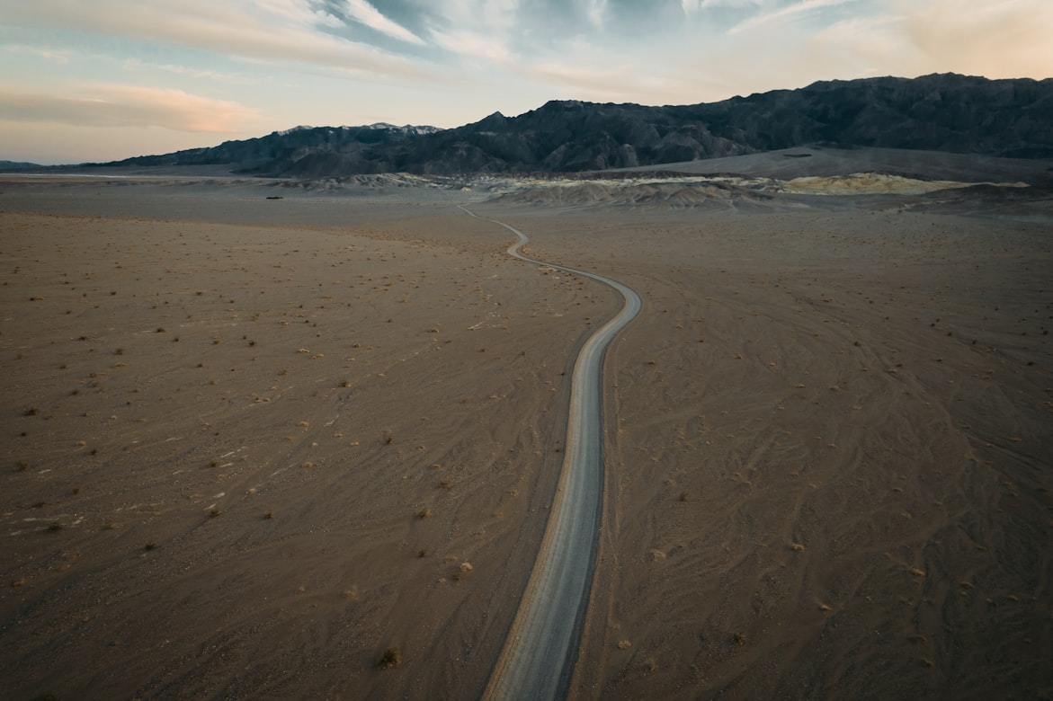 منظر يدمي القلب في العراق.. العثور على رضيع ملقى على طريق البصرة  (أونسبلاش)