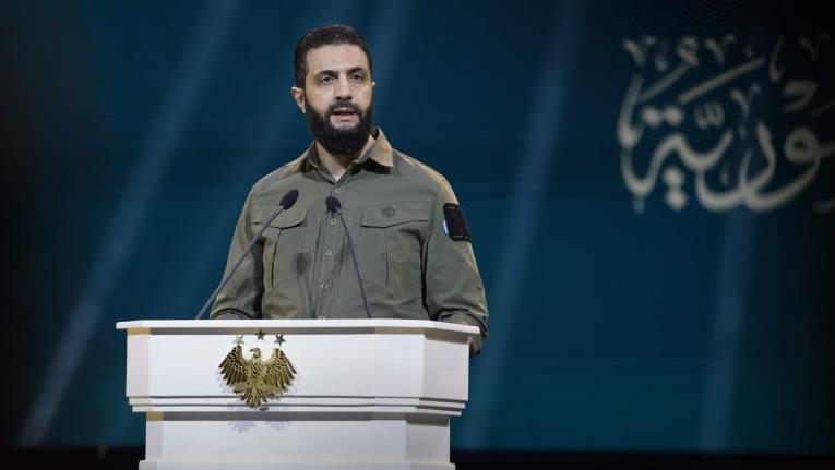 الشرع: استعدنا هوية سوريا بعد خمسة عقود من الظلم والفساد (الأناضول)
