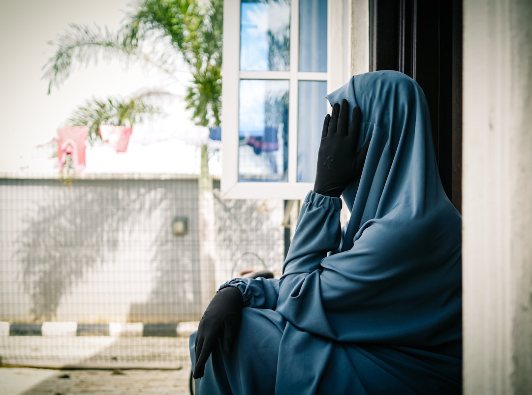 أيهما أفضل الزي الشرعي الخمار أم النقاب؟ أمين الفتوى يجيب (أونسبلاش)