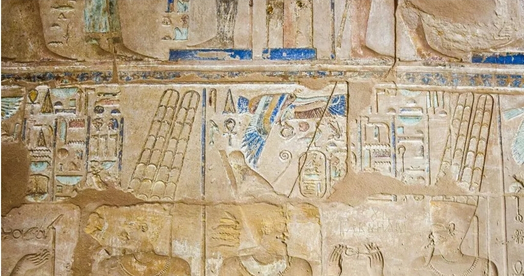 تماثيل فرعونية نادرة (تعود للحياة) في صعيد مصر.. صور وفيديو قبل 4 ساعات (أونسبلاش)