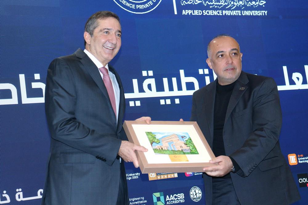 جامعة العلوم التطبيقية في الأردن ..تحتفي بعام من التميز (الأمة برس)
