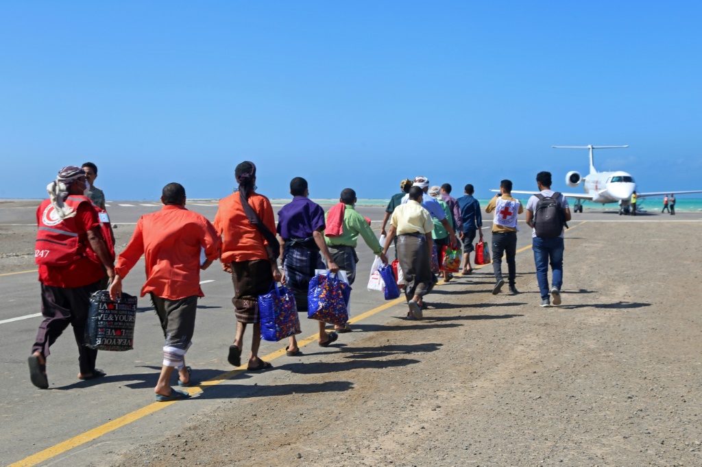 اتفاق بين الحكومة اليمنية وأنصار الله الحوثيين على تبادل نحو 3000 أسير