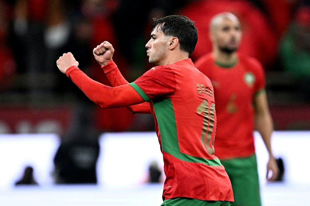 مهاجم المنتخب المغربي ابراهيم دياس يحتفل بافتتاحه التسجيل في مرمى مالي (1-1) في كأس الامم الافريقية في الرباط في 26 كانون الاول/ديسمبر 2025 (ا ف ب)