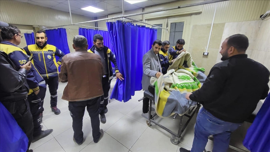 يأتي ذلك بعد أيام من أحداث دامية شهدتها حلب أسفرت عن مقتل 4 قتلى مدنيين، وإصابة آخرين معظمهم أطفال ونساء، جراء قصف عشوائي وعمليات قنص نفذها عناصر "قسد" (الاناضول)