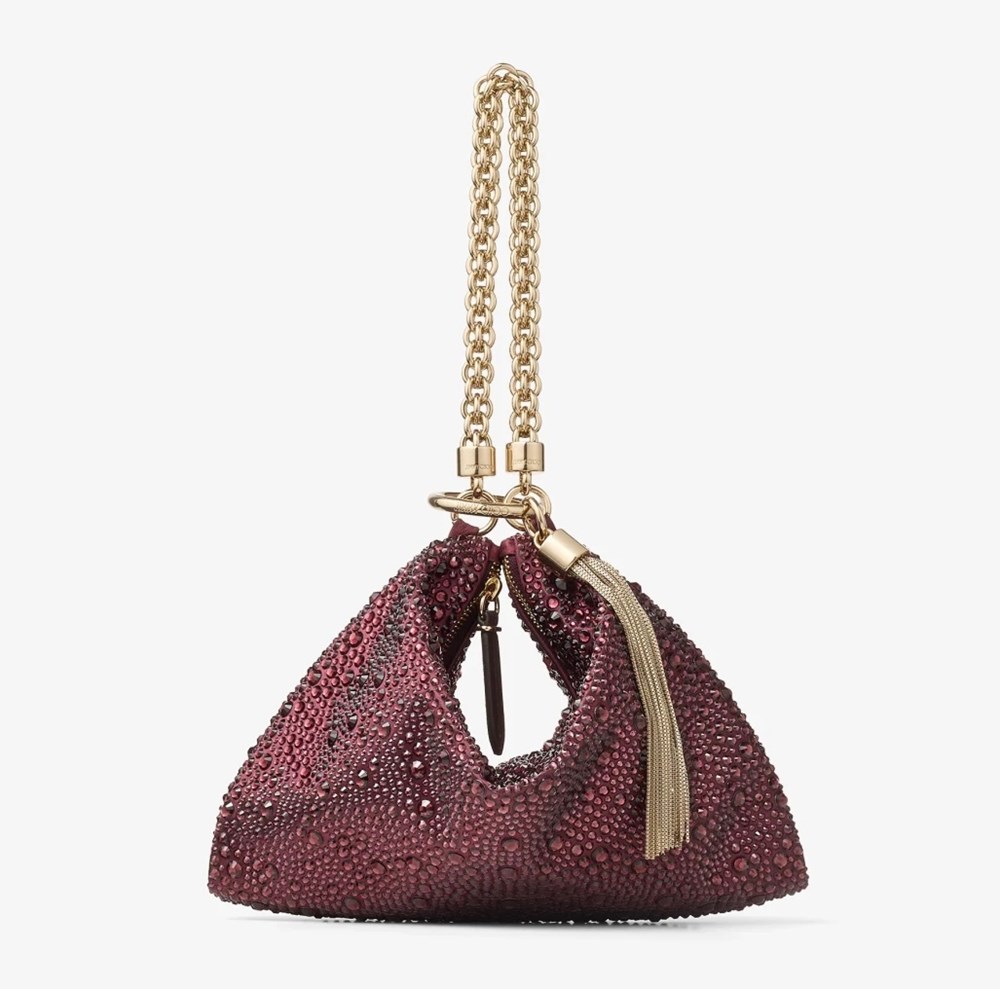 حقائب تزين مظهرك.. في احتفالات ليلة رأس السنة 2026