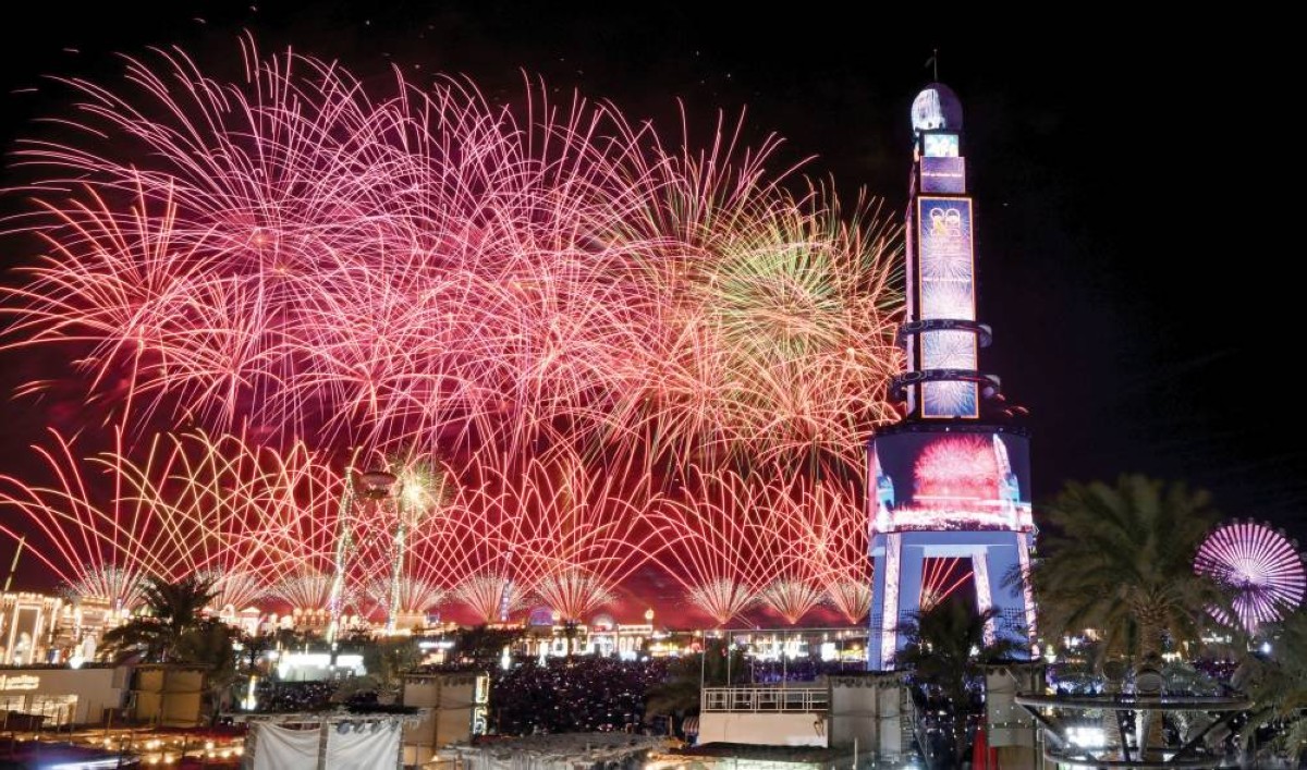 يتمنون السلام : العالم يستقبل سنة 2026 بعد عام تميز بهدنة في غزة وآمال هشة للسلام في أوكرانيا