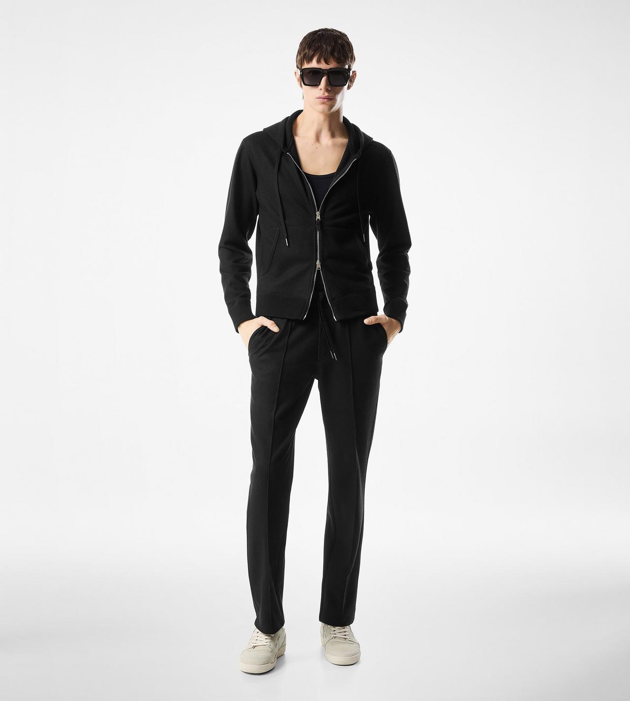 سترة Cashmere من Tom Ford - المصدر: Tom Ford 