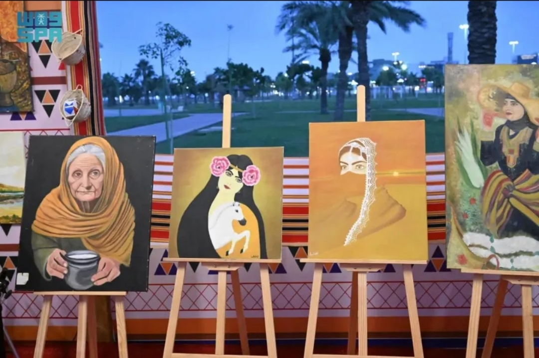 لوحات الفن التشكيلي في فعالية هذه جازان 2026 - الصورة من (واس)