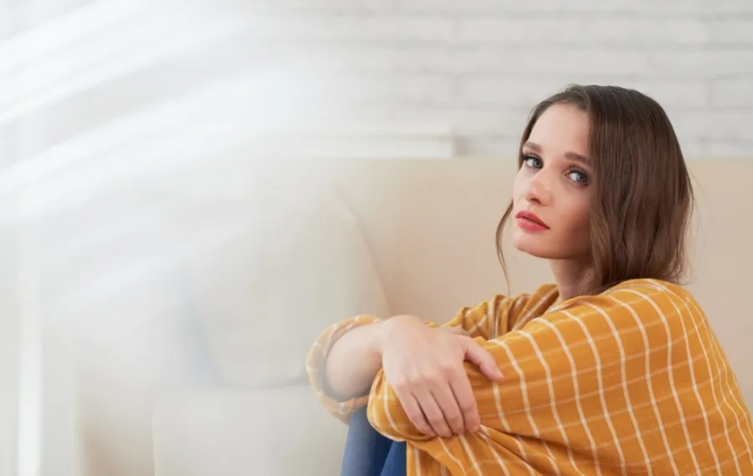 كيف تتوقف عن لوم نفسك؟ خطوات عملية للتصالح مع الذات (سيدتي)