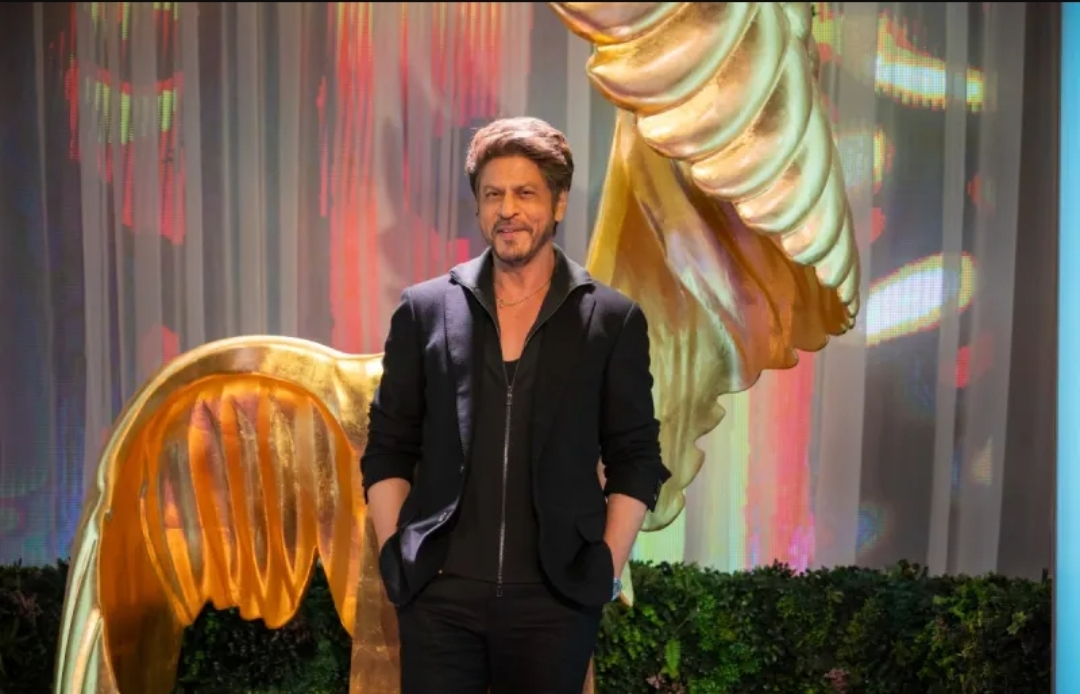 شاروخان يكشف عن أكثر ما يفضله في السعودية خلال حفل Joy Awards (الرجل)