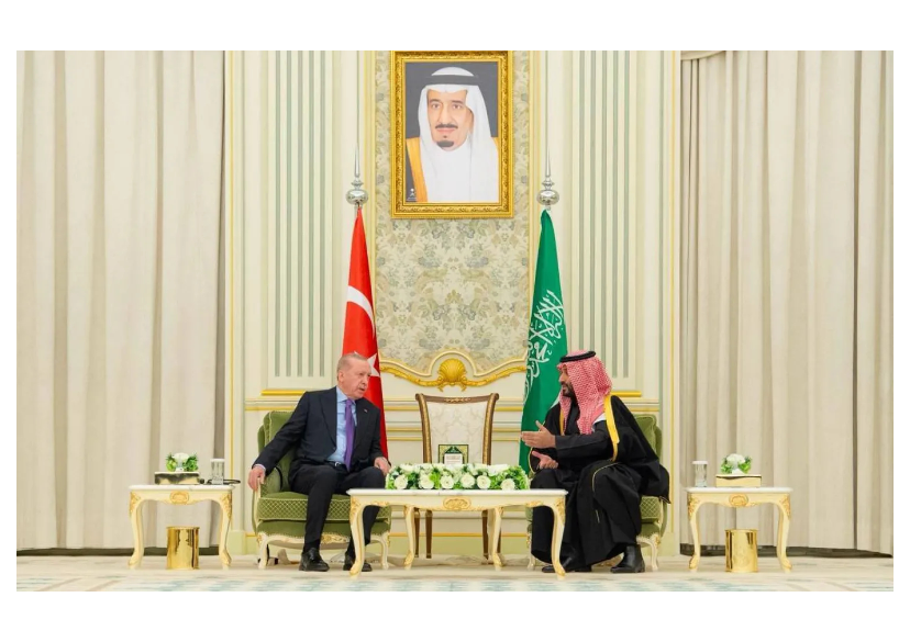 ولي العهد السعودي لدى استقباله الرئيس التركي بالديوان الملكي بقصر اليمامة بالرياض (واس)