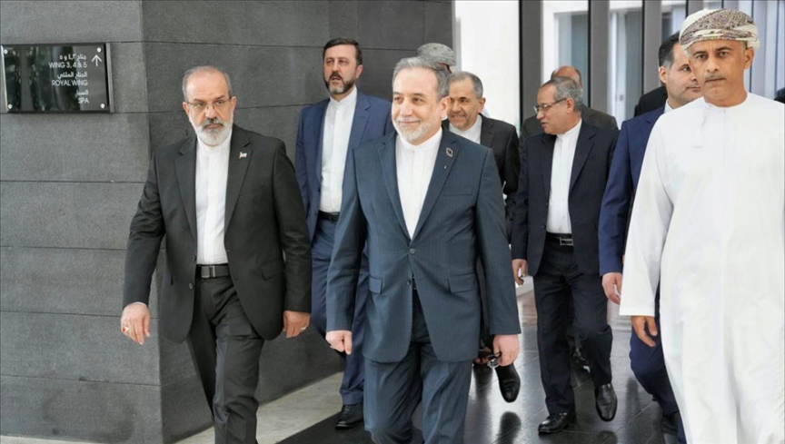 انتهاء المفاوضات الأمريكية الإيرانية غير المباشرة في مسقط (الأناضول)