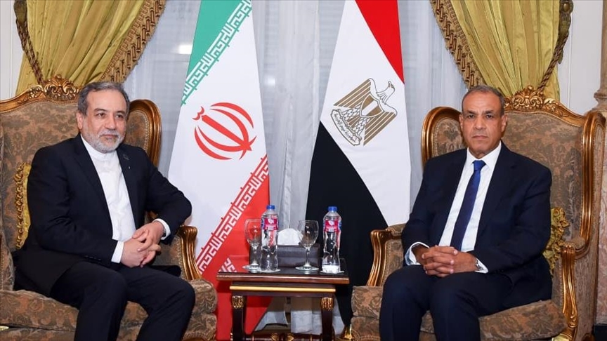 مصر وإيران تبحثان جهود خفض التصعيد بالمنطقة (الأناضول)
