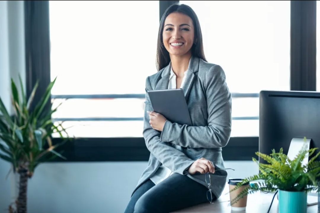 في يوم المرأة العالمي.. 8 أسرار تساعد الموظفات على التقدم مهنياً (سيدتي)