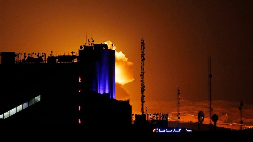 طهران.. دوي انفجارات متتالية (الأناضول)